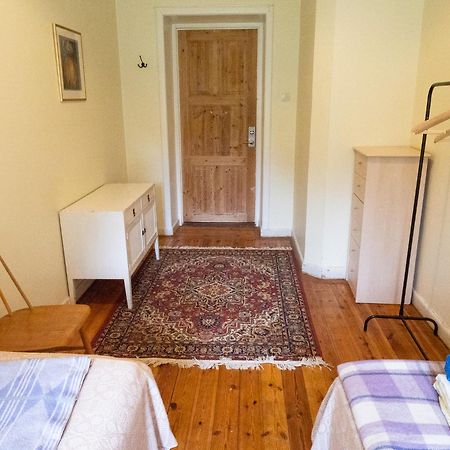 Lindsbergs Kursgard And Hostel Фалун Стая снимка